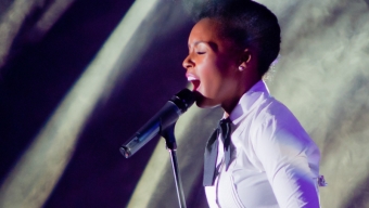 Janelle Monae invades Jazzfest